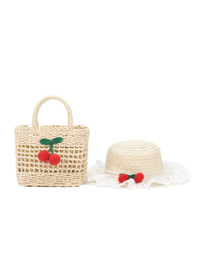Ensemble sac et chapeau en paille